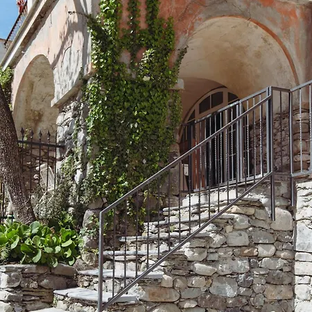 아파트 Residenza Nemus Olea Mare E Montagna *